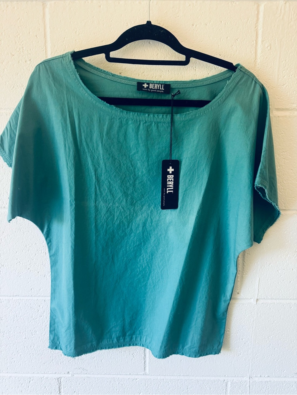 Beryll Women’s Teal Short-Sleeve Boatneck Top